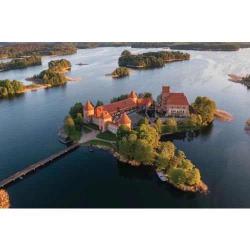 Nebula postcard #099: Trakai Island Castle