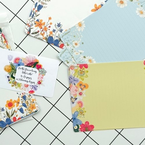 Floral Letter Writing Set | 15 A5 Sheets (3 Designs) - Image 4